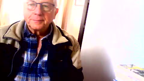 Snapshot of johnjohn6226623 chatting on January 6, 2025, 2:14 pm johnjohn6226 online show from January 6, 2025, 2:14 pm