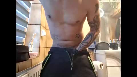 johnlong25cm online show from December 26, 2024, 8:28 am