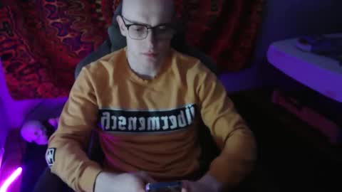 Johnny online show from February 15, 2026, 10:28 pm