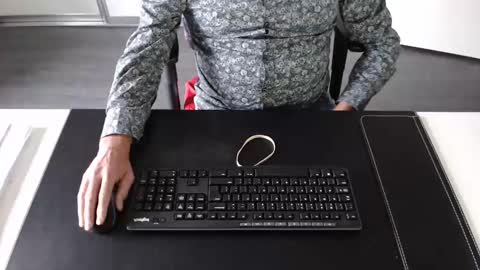 Johnny Walker13 online show from February 26, 2025, 3:41 pm