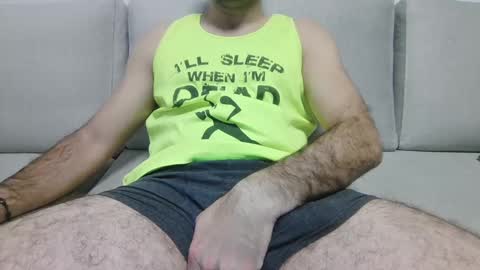 johnny_yaa online show from January 1, 2025, 11:07 pm