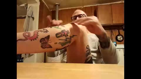 Master online show from February 19, 2026, 4:25 pm