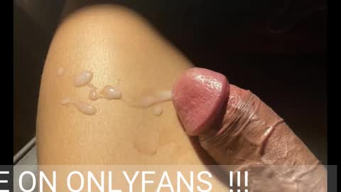 Snapshot of johnnyfun_xxx chatting on December 4, 2024, 4:54 am Johnnystrongarms online show from December 4, 2024, 4:54 am