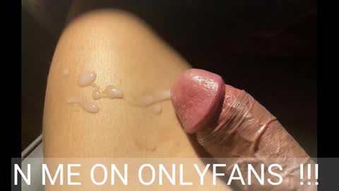 Snapshot of johnnyfun_xxx chatting on January 15, 2025, 4:36 am Johnnystrongarms online show from January 15, 2025, 4:36 am