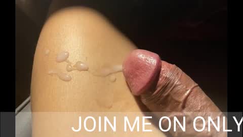 Snapshot of johnnyfun_xxx chatting on February 13, 2025, 4:43 am Johnnystrongarms online show from February 13, 2025, 4:43 am