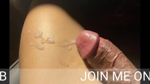 Snapshot of johnnyfun_xxx chatting on February 24, 2025, 2:51 am Johnnystrongarms online show from February 24, 2025, 2:51 am