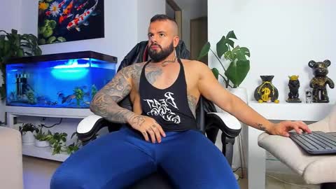 JOHNNY online show from September 8, 2025, 11:48 pm