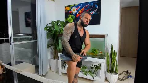 JOHNNY online show from September 22, 2025, 12:01 am