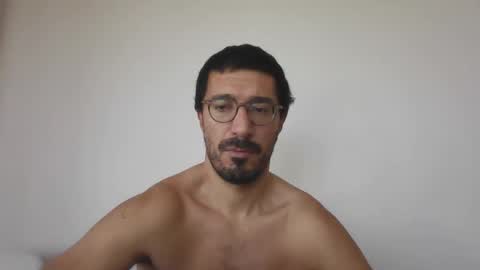 Johnfrench online show from November 4, 2025, 6:18 pm