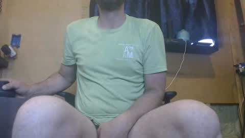 Snapshot of johnplayer23 chatting on April 13, 2026, 11:48 am johnplayer23 online show from April 13, 2026, 11:48 am