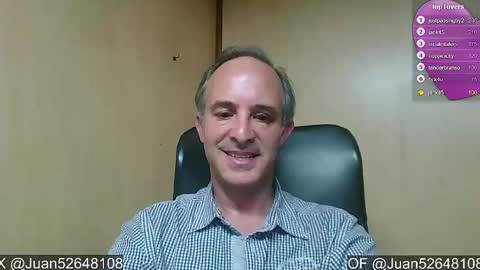 Snapshot of johnq_23 chatting on December 6, 2024, 4:06 pm John online show from December 6, 2024, 4:06 pm