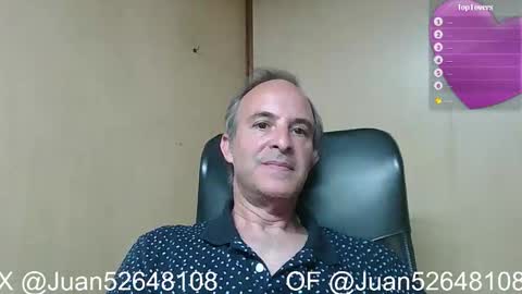 Snapshot of johnq_23 chatting on October 3, 2025, 4:37 pm John online show from October 3, 2025, 4:37 pm