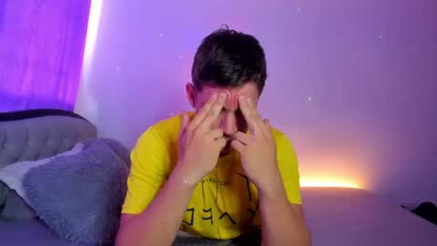 johnycooper08 online show from July 10, 2026, 12:52 pm