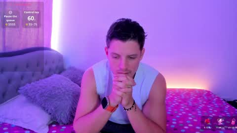 johnycooper08 online show from July 14, 2026, 2:12 pm