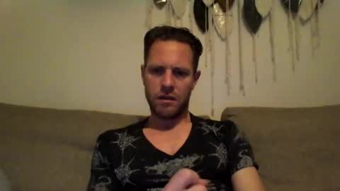 jojo19844 online show from April 30, 2026, 8:57 pm