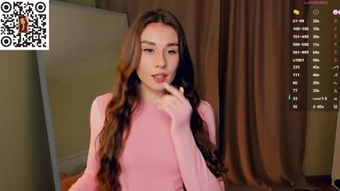 Snapshot of jolenerappleye chatting on November 8, 2025, 5:07 am Emma online show from November 8, 2025, 5:07 am