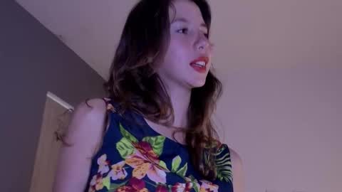 jolie_lov online show from November 20, 2025, 1:33 pm