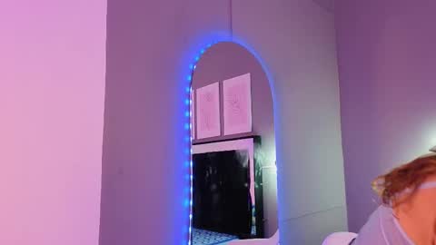 jolie_lov online show from February 26, 2026, 2:38 pm