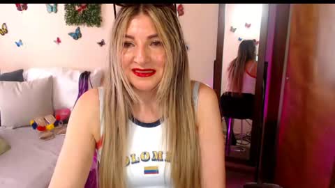 Snapshot of jolie_mature_ chatting on June 19, 2026, 8:34 pm Jolie Mature online show from June 19, 2026, 8:34 pm