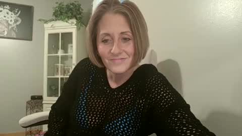 Snapshot of joliexx41 chatting on November 10, 2025, 9:58 pm Jolie online show from November 10, 2025, 9:58 pm