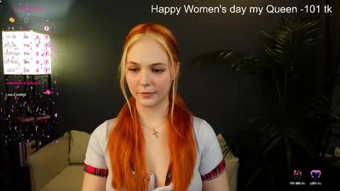 Snapshot of jolly_bean chatting on March 8, 2025, 11:48 am Polly online show from March 8, 2025, 11:48 am
