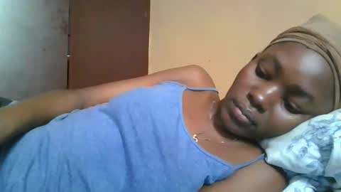 jollynabeb online show from November 9, 2025, 12:25 pm