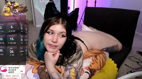 JoltionMac JJ online show from February 27, 2025, 6:31 pm