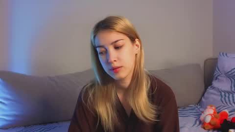 Viola online show from November 28, 2025, 11:13 am