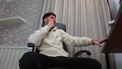 JonahShaw online show from October 11, 2025, 4:12 am