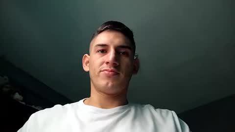 jonathancast08 online show from January 24, 2025, 12:52 pm