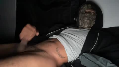 jondonjulio25 online show from March 13, 2026, 8:54 am