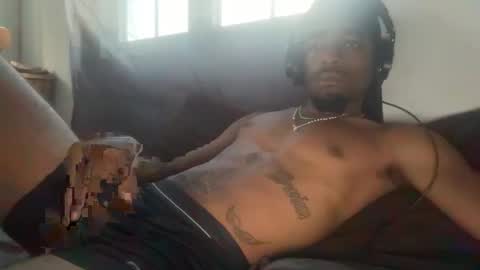 jondonjulio25 online show from March 21, 2026, 11:04 am