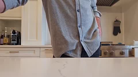 Snapshot of jonesy420xoo chatting on February 17, 2025, 10:47 pm jonesy420xoo online show from February 17, 2025, 10:47 pm