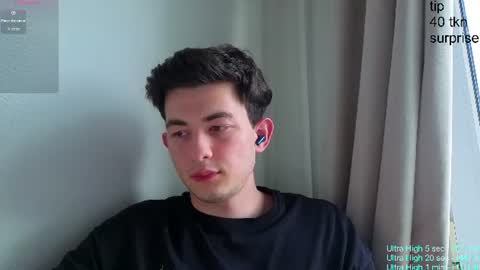 jonhy_merlin online show from June 28, 2026, 5:41 pm
