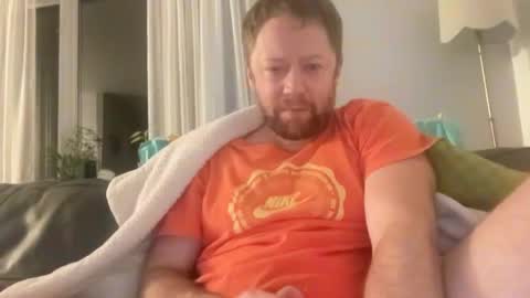 joninsky7777 online show from October 26, 2025, 5:46 am