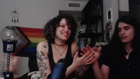 jonmessfan online show from October 30, 2025, 6:37 am