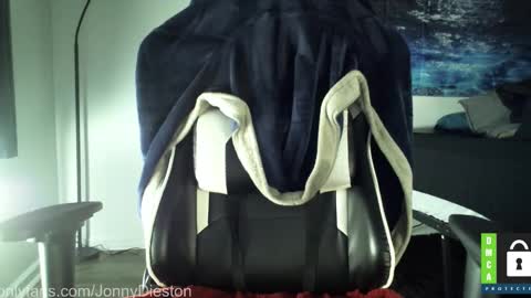 JonnyDieston online show from December 14, 2025, 3:06 pm