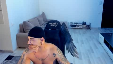 jonnyporn1 online show from October 16, 2025, 4:46 am