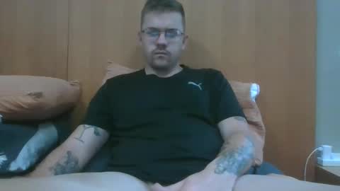 jonoy1995 online show from December 9, 2024, 12:23 am