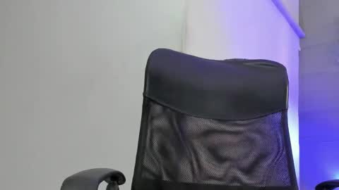 jordan online show from January 28, 2025, 10:12 pm