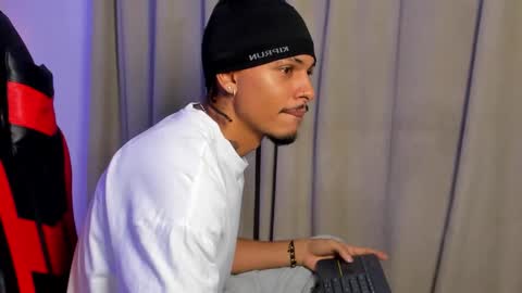 jordan online show from November 22, 2025, 12:48 pm