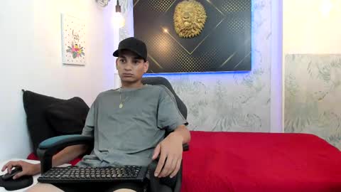 Snapshot of jordanandandrew chatting on February 25, 2025, 7:36 pm jordanandandrew online show from February 25, 2025, 7:36 pm