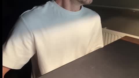 jordansolid online show from November 18, 2025, 6:56 pm