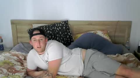 jorddiickzilla online show from October 28, 2025, 3:10 am