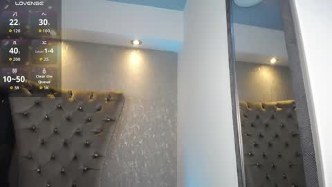 jorinde sexy online show from March 30, 2026, 4:46 am