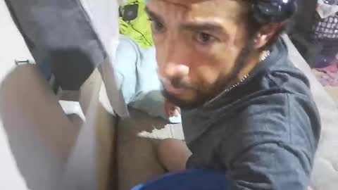 jose_longoria266 online show from October 20, 2025, 4:13 am