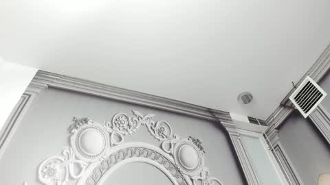 Katalina online show from January 3, 2025, 6:03 pm