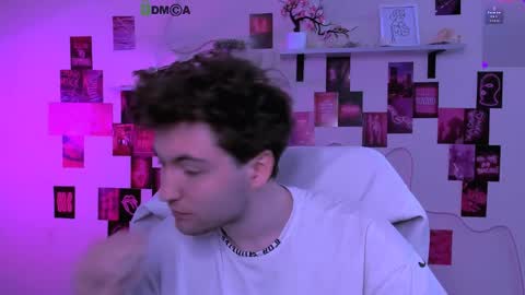 joseph_bear_ online show from April 12, 2026, 8:52 am