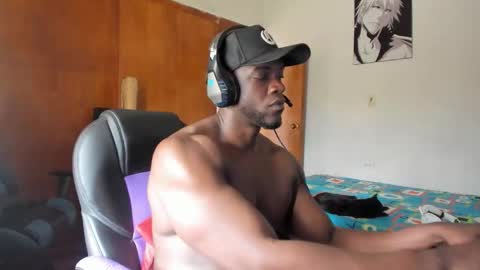 Snapshot of joseph_god chatting on May 19, 2026, 6:14 pm MR OAK online show from May 19, 2026, 6:14 pm