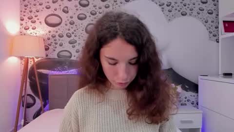 Josephine online show from May 11, 2026, 12:11 pm